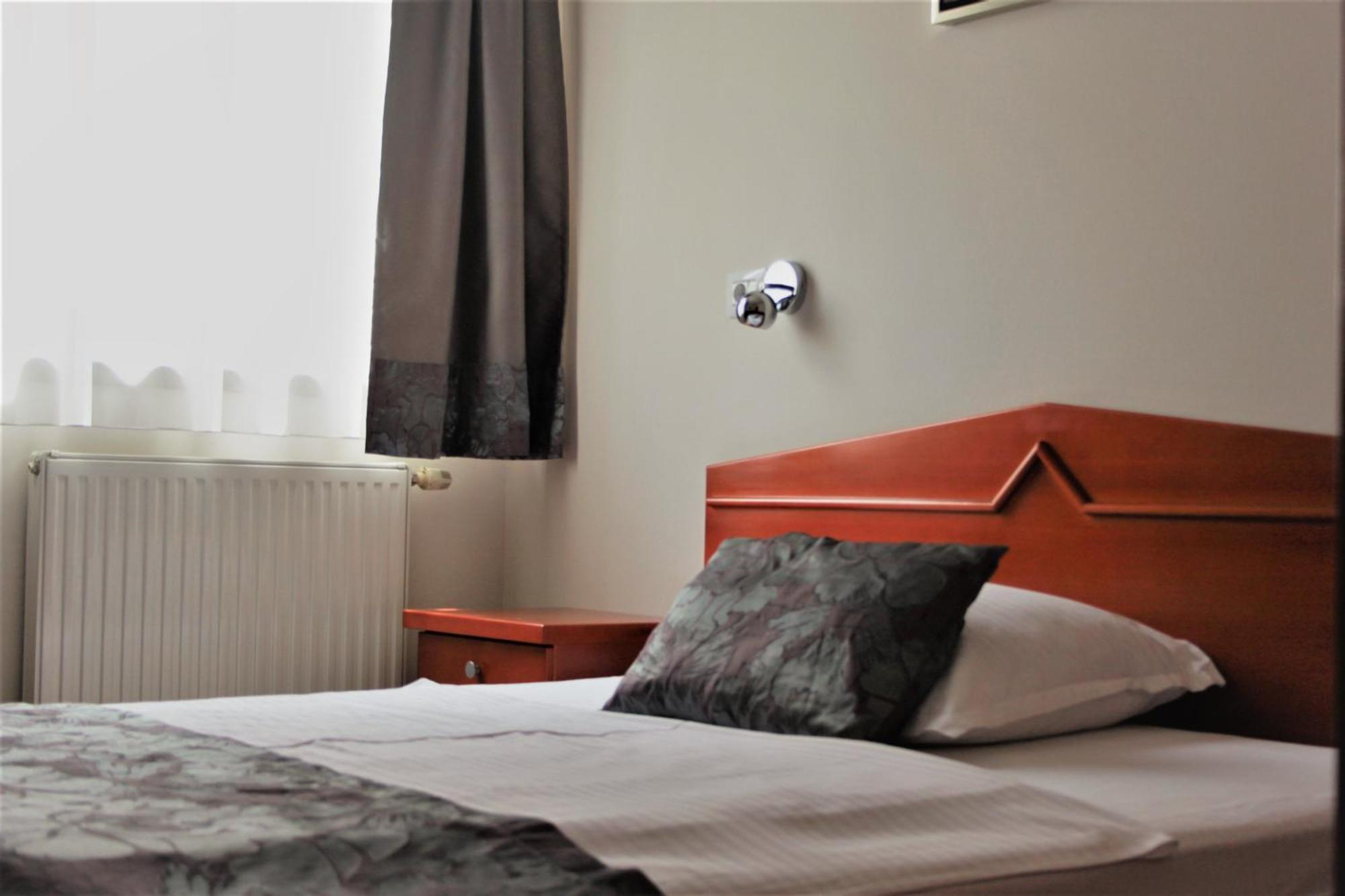 Ilidža Hotel Bosna 1 מראה חיצוני תמונה